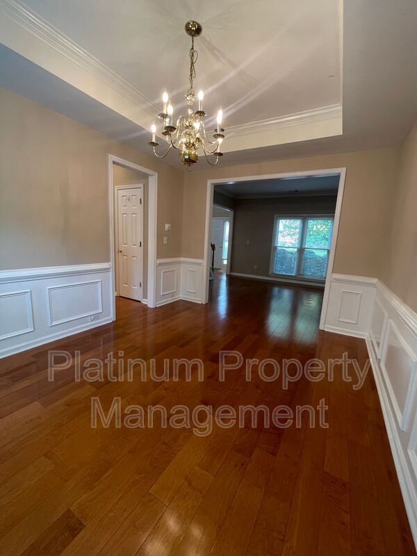 Building Photo - 4916 Durley Ln SE