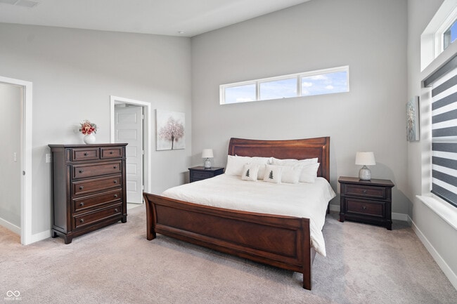 Building Photo - 661 Golborne St