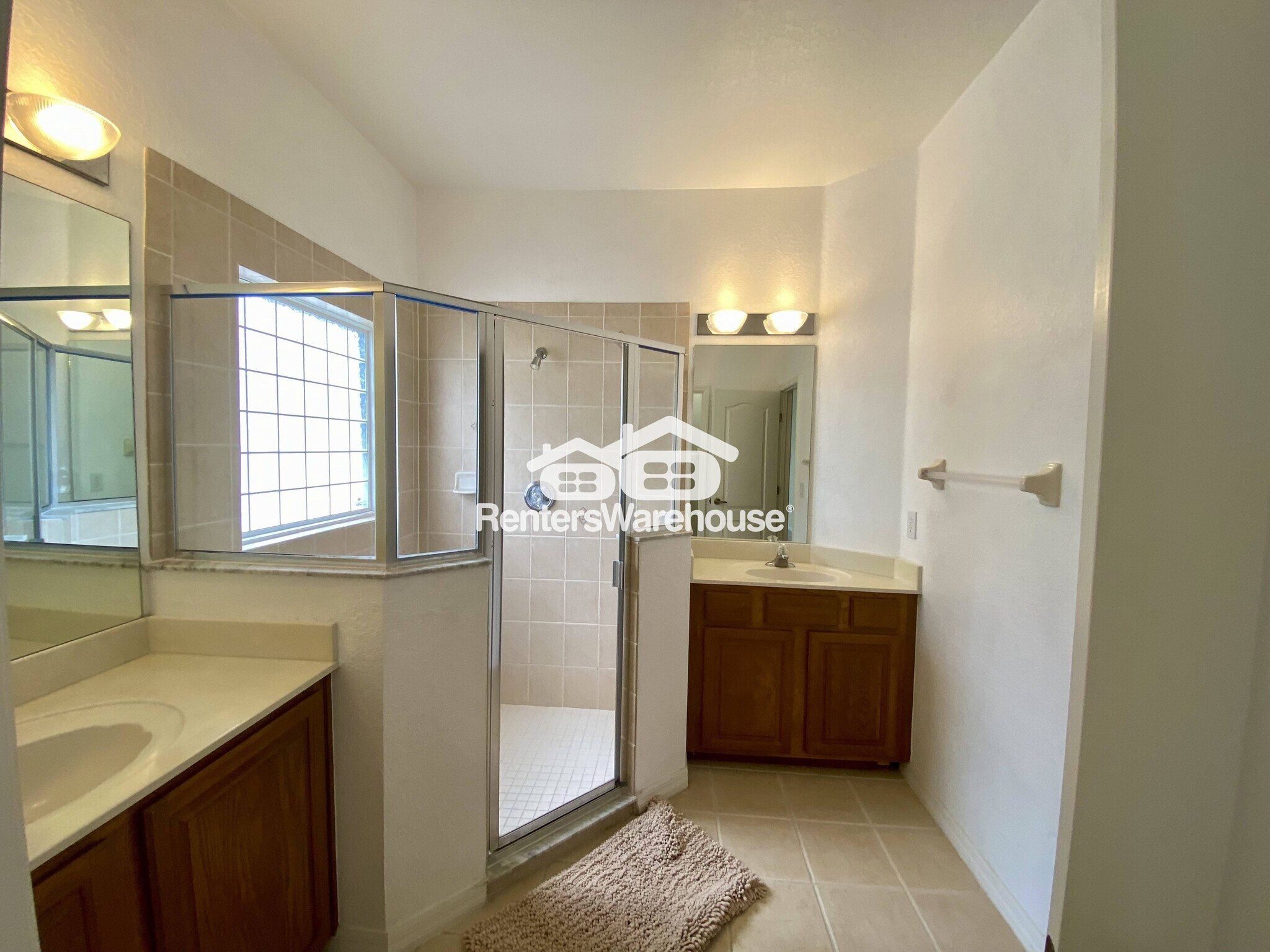 Building Photo - 313 Burford Cir