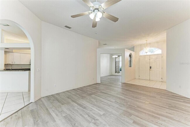 Building Photo - 4805 76th Ct E