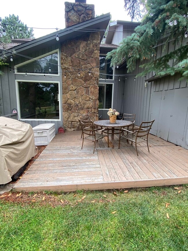 Building Photo - 2338 Hearth Dr