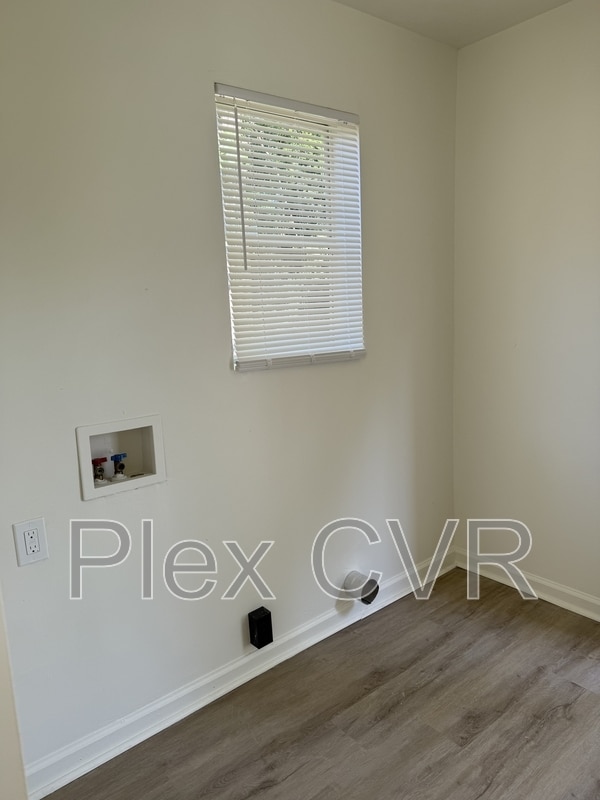 Building Photo - 2711 Pecan St