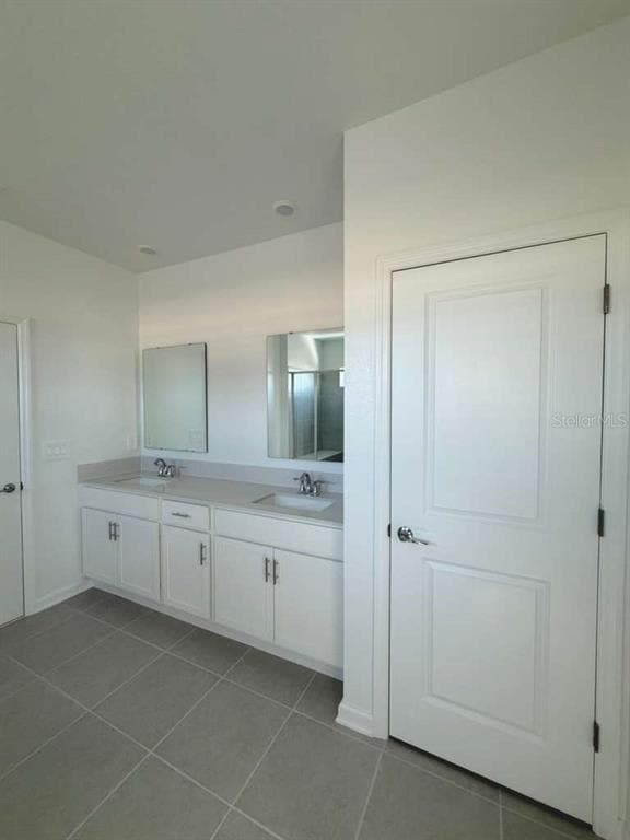 Building Photo - 5664 Lemon Grass St