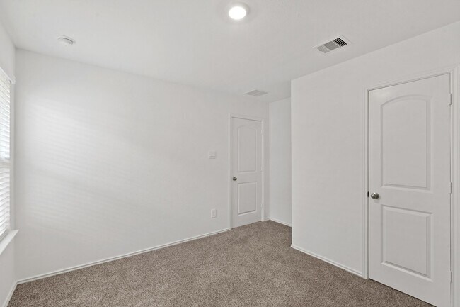 Building Photo - 5475 Creekstone Rise Ln