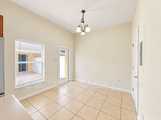 Building Photo - 11838 Deer Path Way