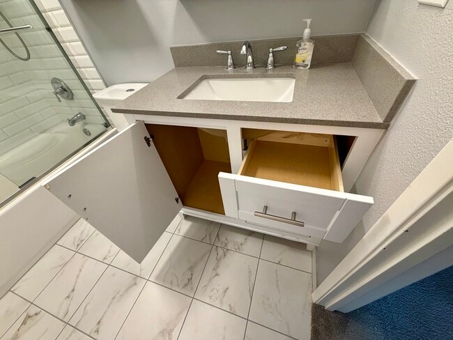 Building Photo - 22985 Marine View Dr S