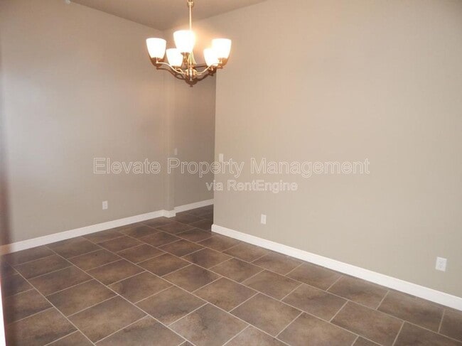 Building Photo - 2214 Kintyre Rd