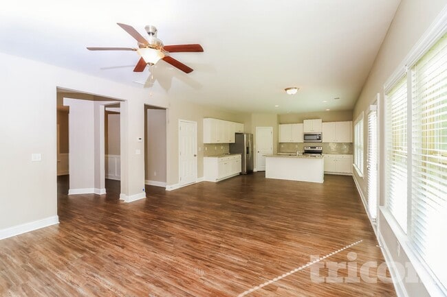 Building Photo - 230 Margrave Dr