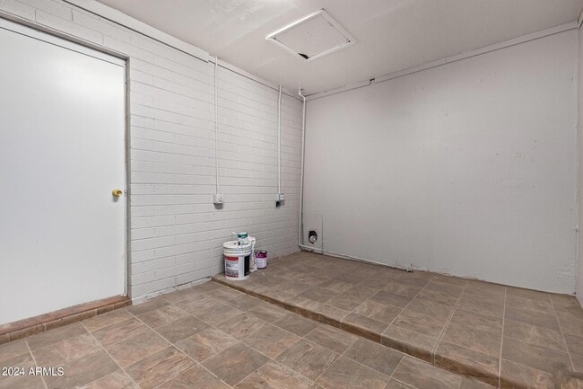 Building Photo - 6134 W Mulberry Dr