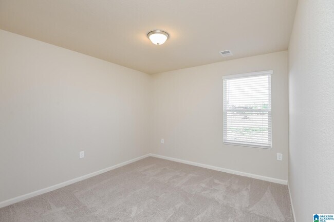 Building Photo - 55 Homestead Ln