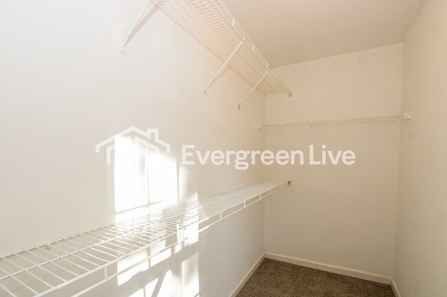 Building Photo - 129 St Andrews Pl Dr