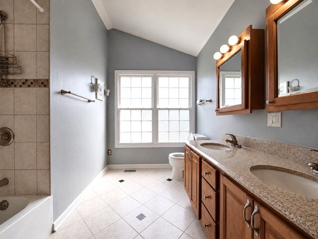 Building Photo - 6582 Tealwood Rd