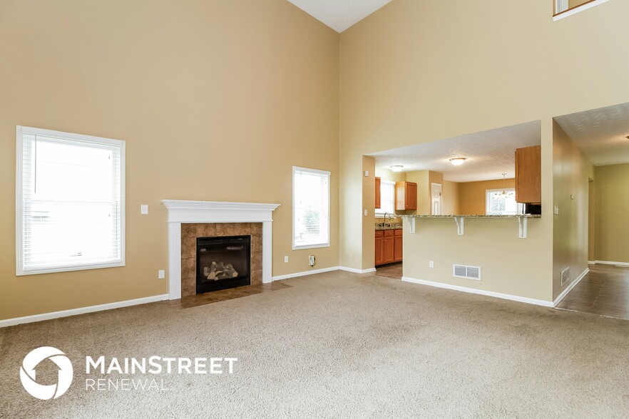 Building Photo - 11912 Longview Farm Dr