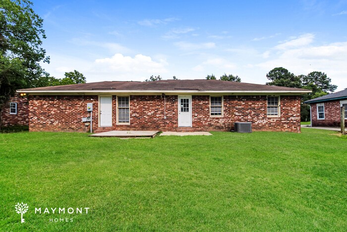 Building Photo - 306 Gippy Dr