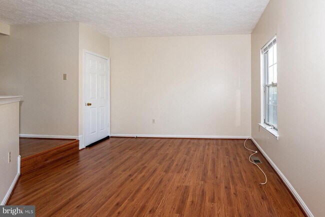 Building Photo - 2406 Rosecroft Ct