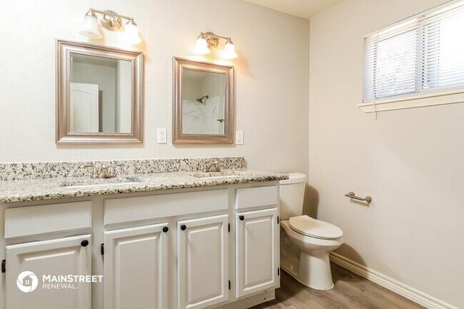 Building Photo - 450 Millwood Ln, San Antonio, TX 78216