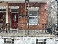 Building Photo - 1810 Harrison St