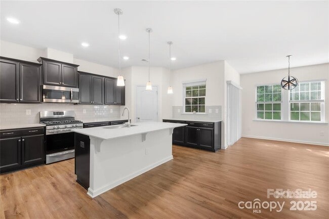 Building Photo - 17413 Caddy Ct