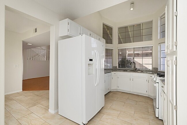 Building Photo - 31594 Corte Salinas