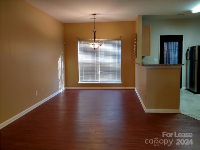 Building Photo - 1309 Smokey Quartz Ln