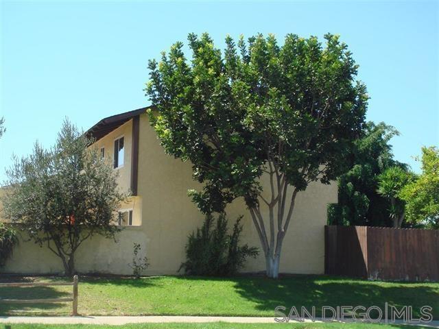 Building Photo - 3582 Governor Dr