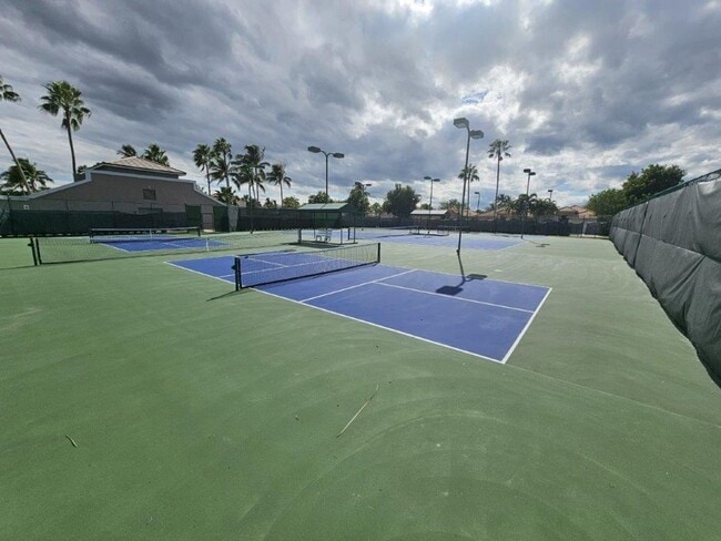 Building Photo - 2345 Spanish Wells