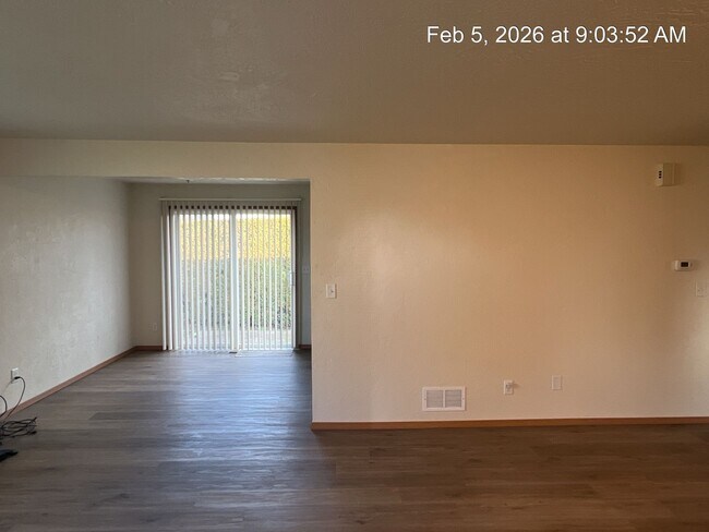 Building Photo - 365 8th St