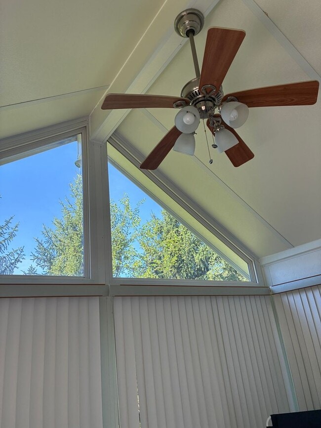 Building Photo - 2097 W Arbor Ridge Way