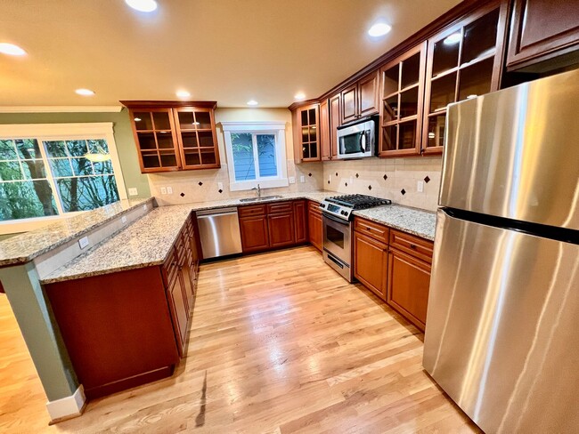 Primary Photo - Spacious Greenwood townhouse - Available now!