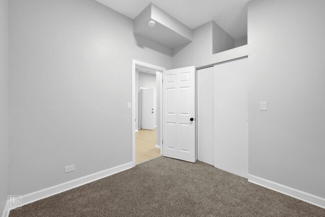 Building Photo - 2542 S Trumbull Chicago, IL 60623