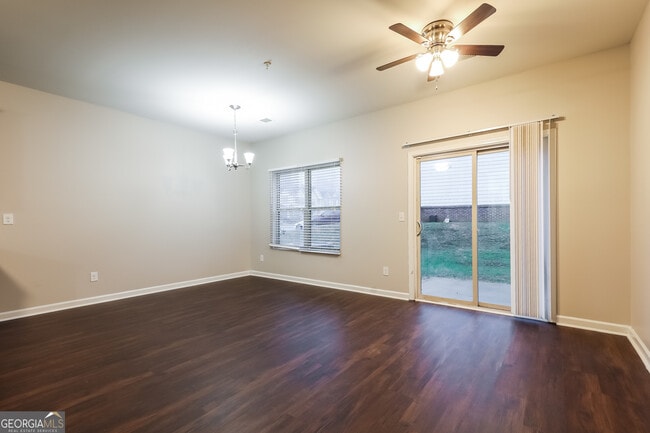 Building Photo - 1603 Iris Walk