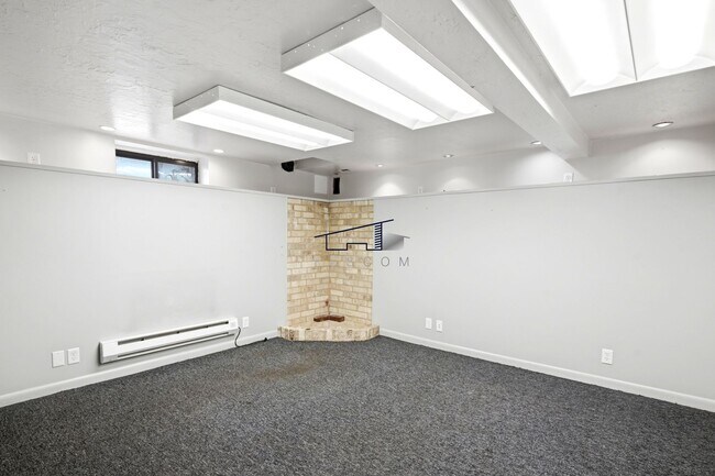 Building Photo - 1718 W 3300 S