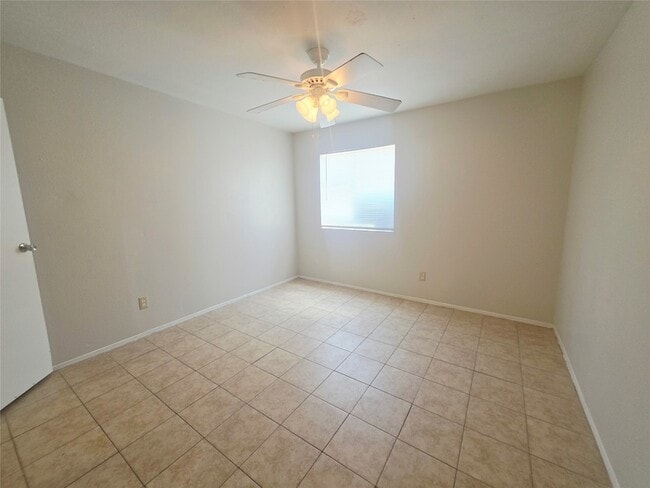 Building Photo - 12511 Ashford Meadow Dr