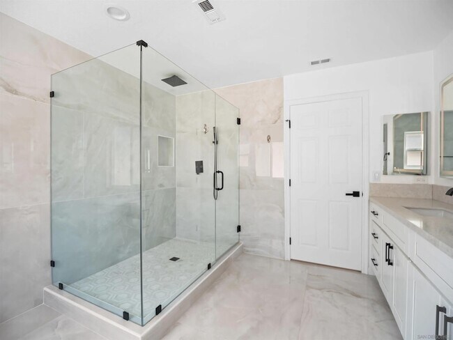 Building Photo - 11748 Via Chona