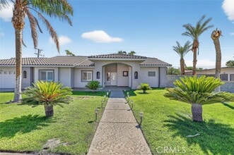 Building Photo - 2120 W Nicola Rd