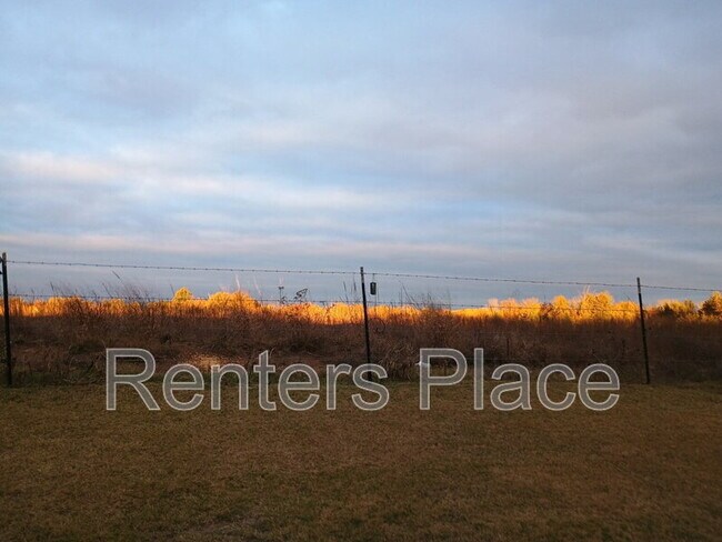 Building Photo - 2107 S Amarillo Dr
