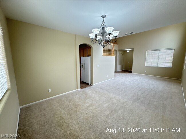 Building Photo - 2768 Craigmillar St