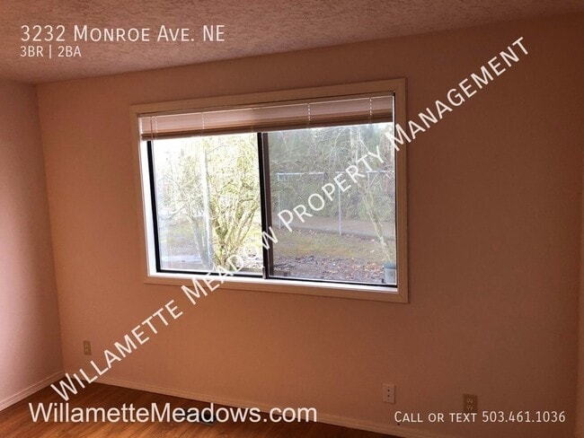 Building Photo - 3232 Monroe Ave NE