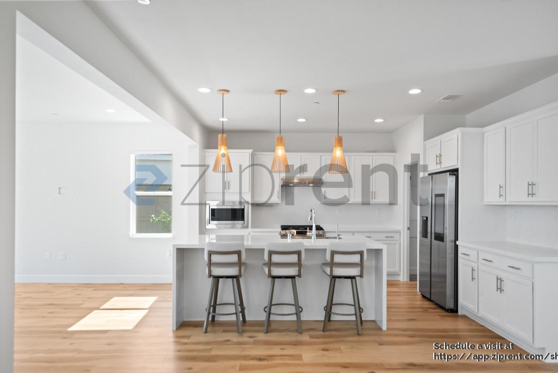 Building Photo - 4124 Maddy Ave