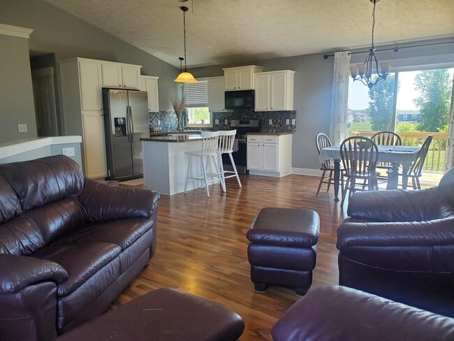Building Photo - 11732 Barkton Dr