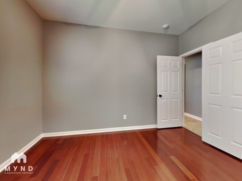 Building Photo - 8014 Winter Park