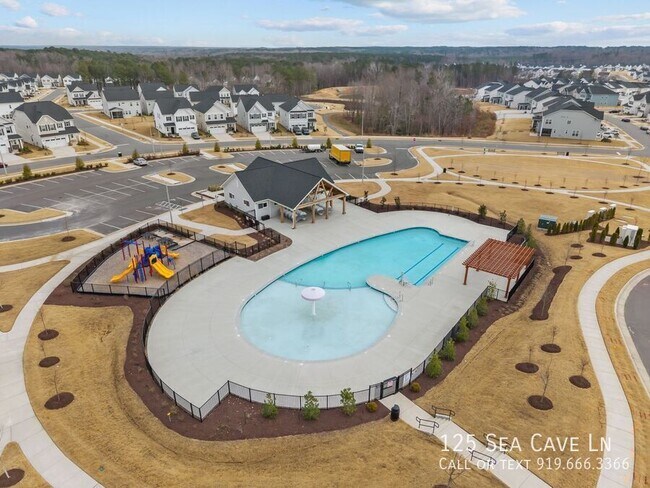 Building Photo - 125 Sea Cave Ln