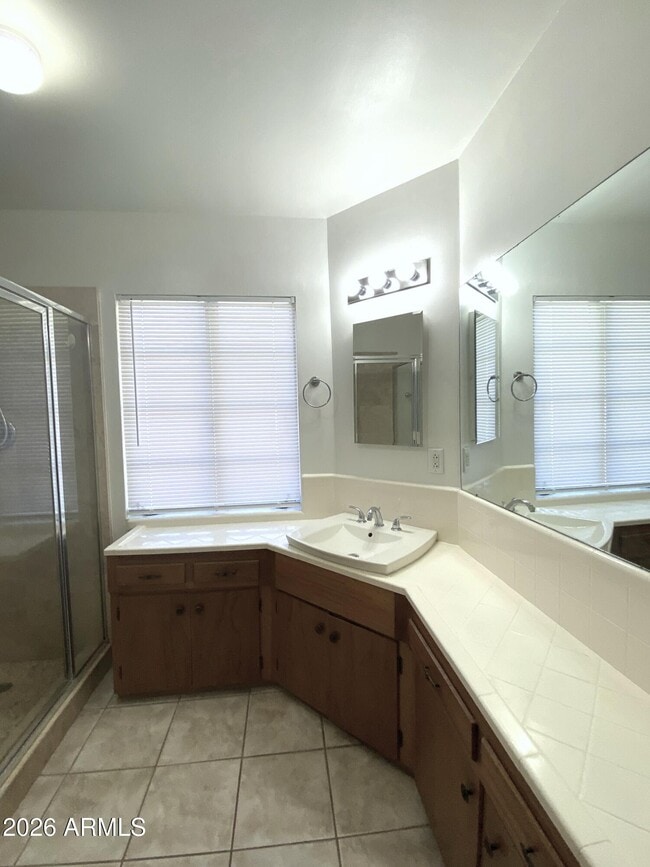 Building Photo - 8215 E Windsor Ave