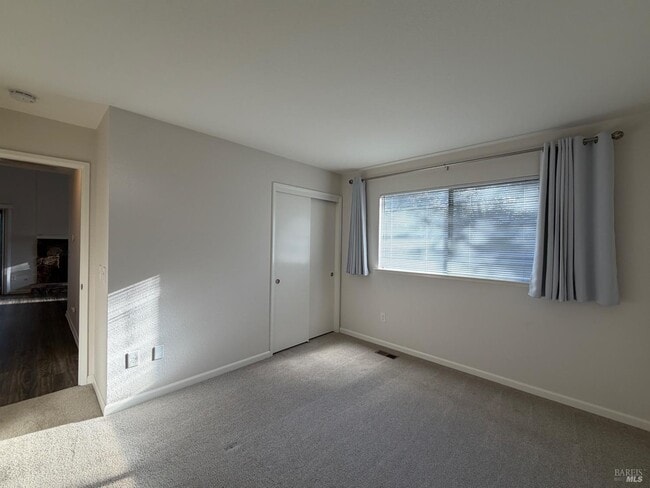 Building Photo - 378 Brey Rd