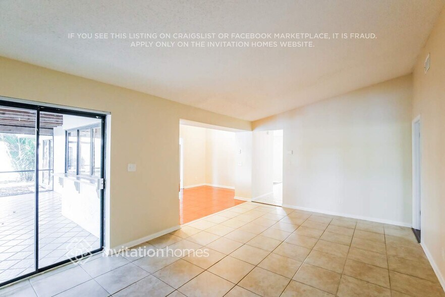 Building Photo - 9440 NW 13th St