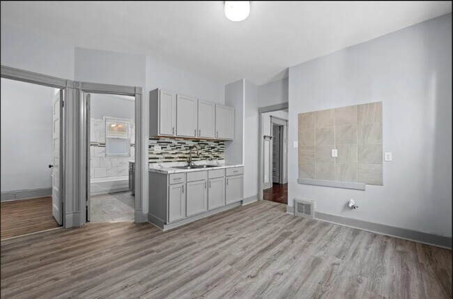 Building Photo - 2169 N 39th St