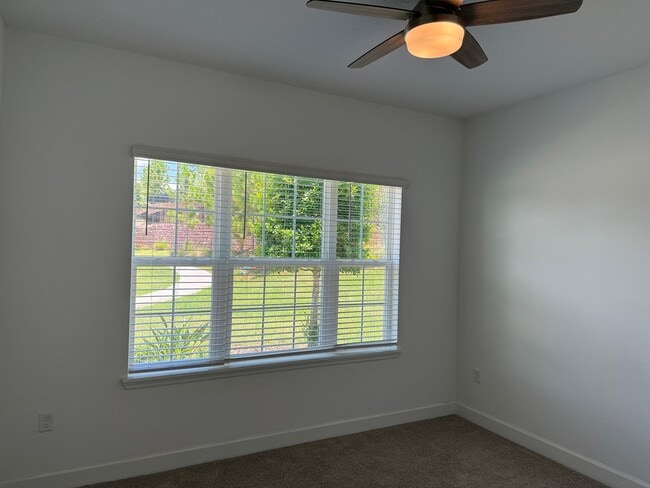 Building Photo - Beautiful Single Family Home in Clermont