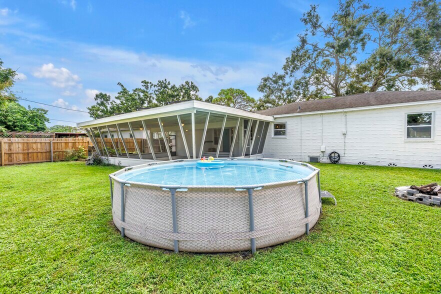 Building Photo - 2421 Covina Way S-Mortgage