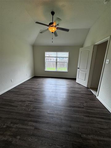 Building Photo - 813 Oak Valley
