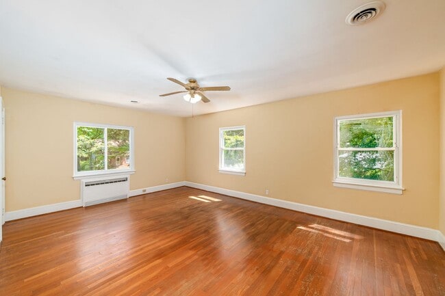 Building Photo - 3117 Sterling Point Dr